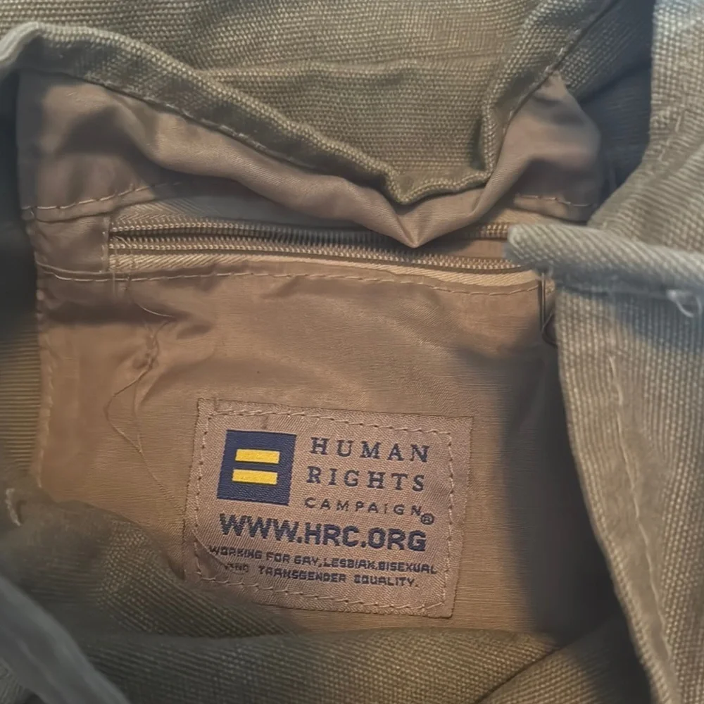 HRC Member 2007 Tan Canvas Messenger Bag with Brass Closure